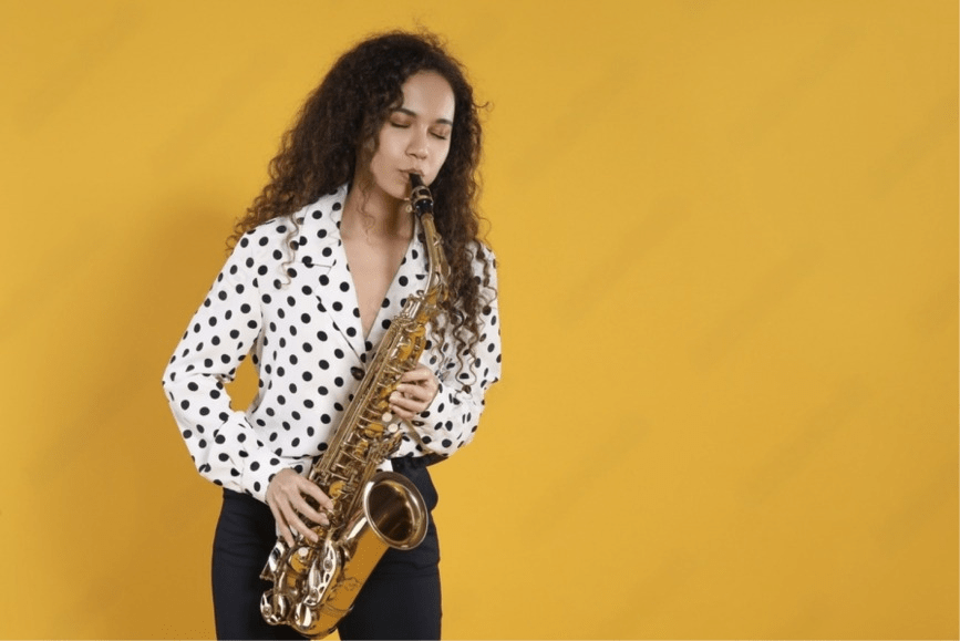 Exploring the Saxophone: Online Lessons for Curious Musicians