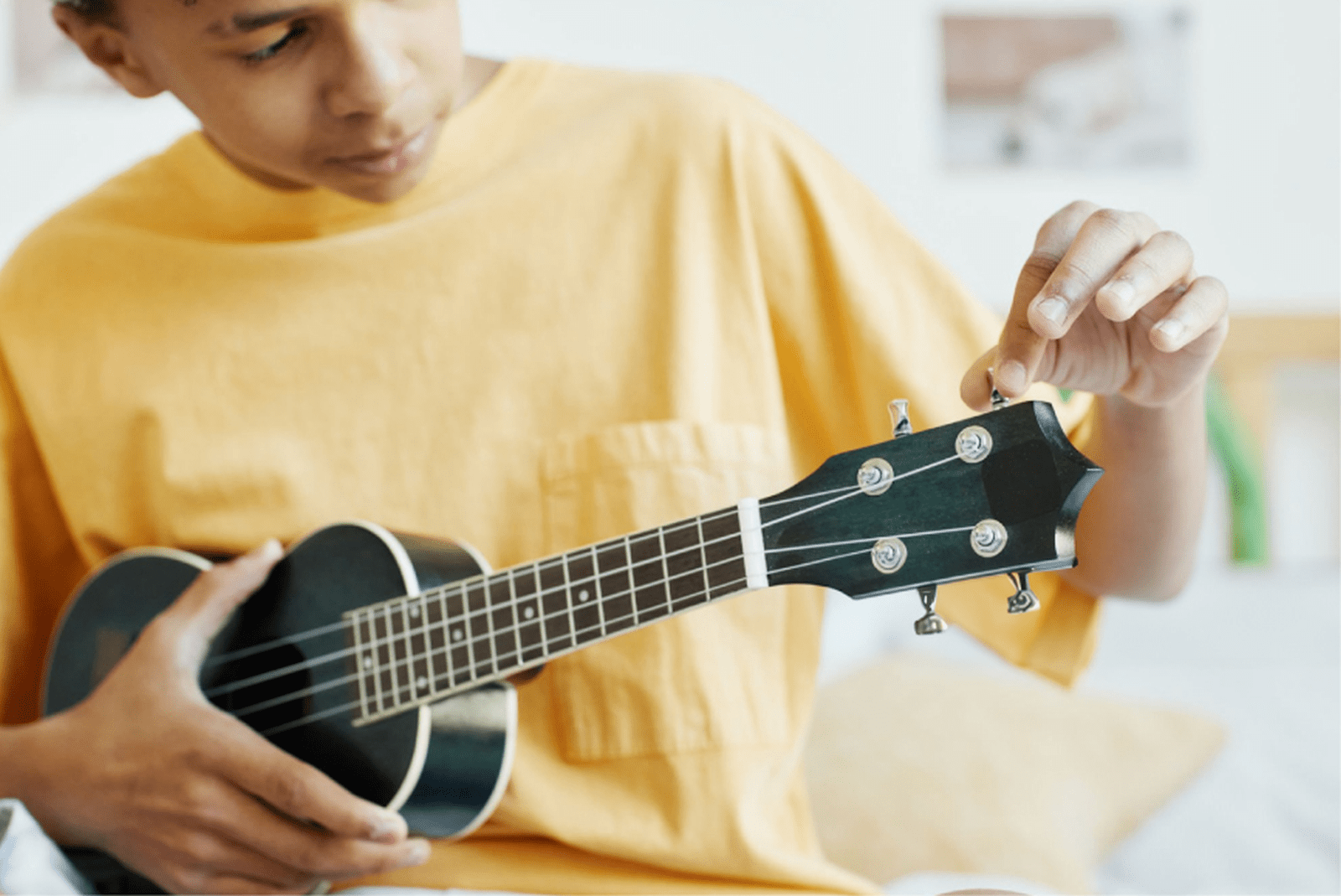 The History of the Ukulele: From Hawaii to the Global Stage