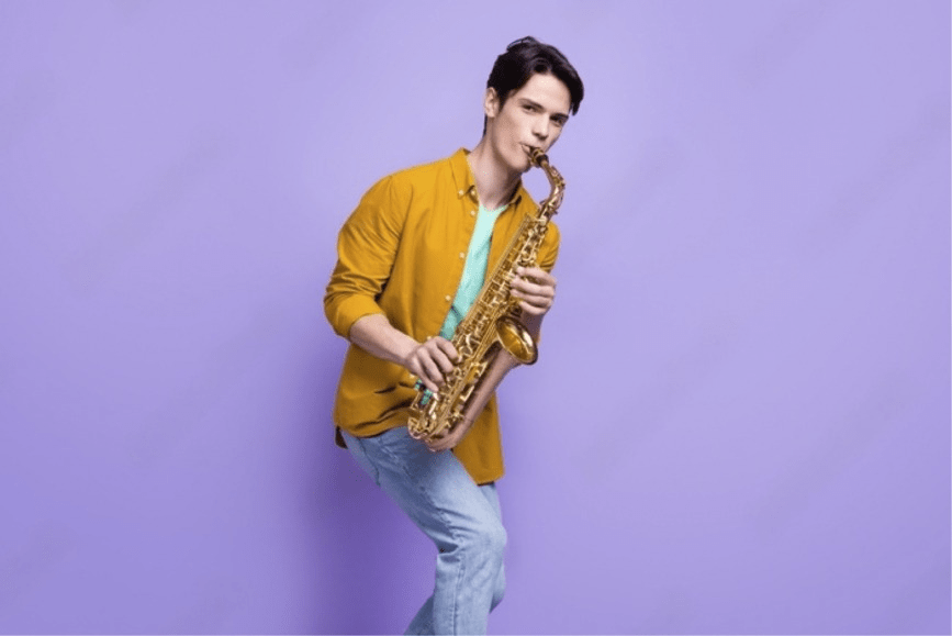 The Art of Mastery: Online Saxophone Lessons for Beginners