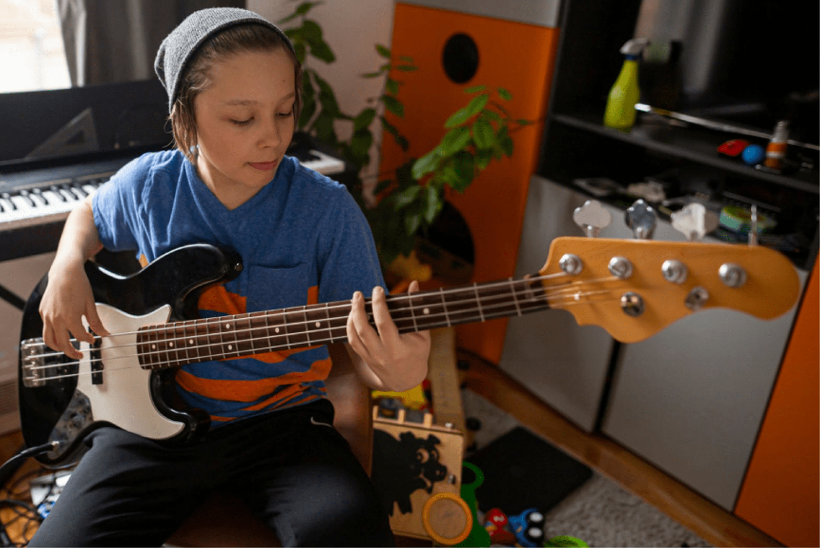 The Bass Guitar as a Tool for Creating Rhythm and Groove