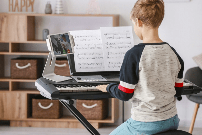 Is it Possible to Learn to Play the Piano at 45? It’s Never Too Late to Start!