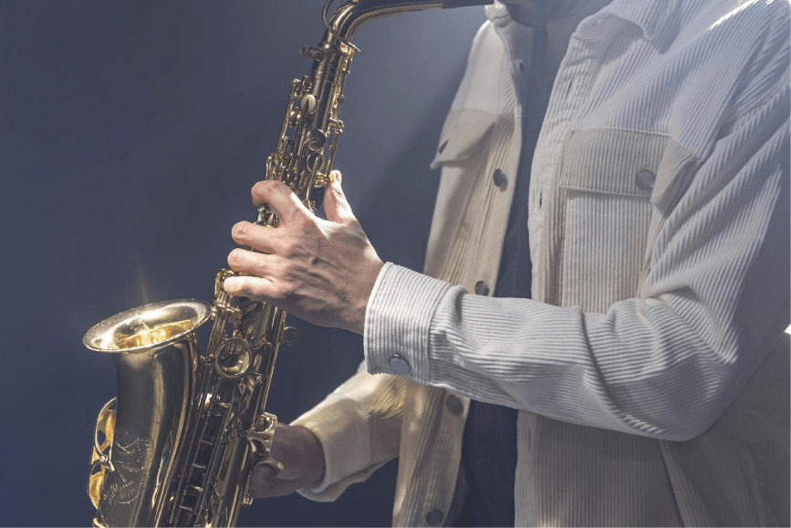 Harmony in Play: Online Saxophone Lessons for Duets and Ensembles